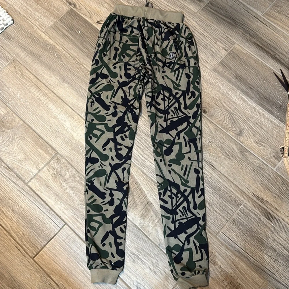 Sometime Soon Anthony Camo Joggers‎ Kids Size 14 NWT